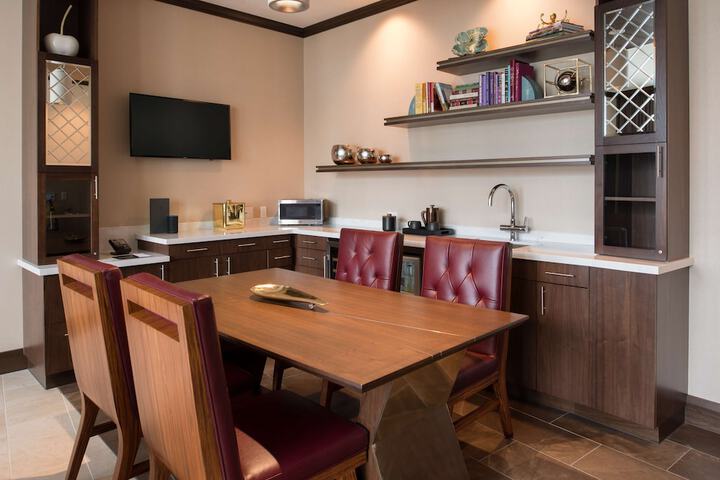 Private kitchenette