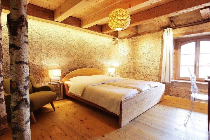 Room 15 of 70