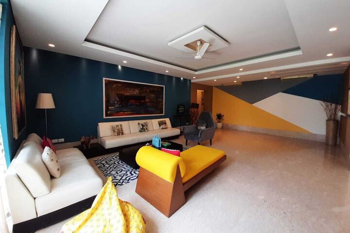 Ballroom/Hall 105 of 132
