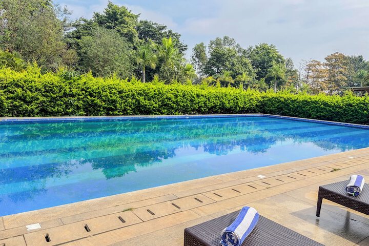 Pool 36 of 70