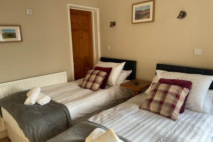 Room 14 of 21