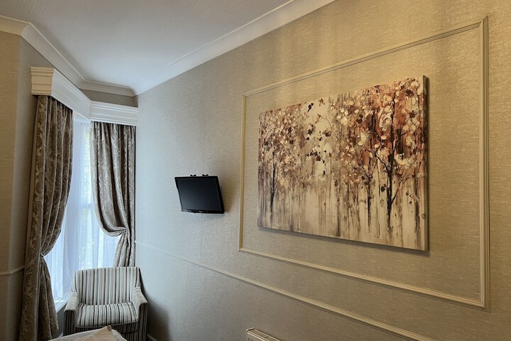 Room 22 of 54