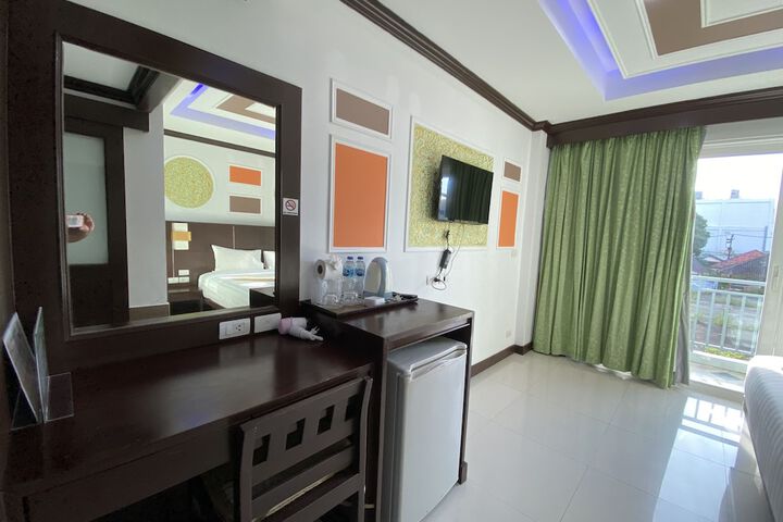 Room 26 of 95