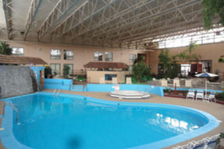 Pool 43 of 46