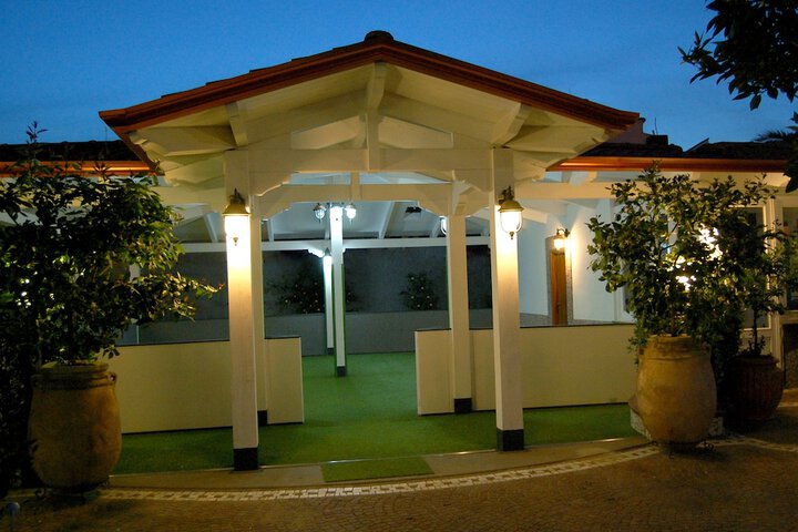 Hotel 86 of 87