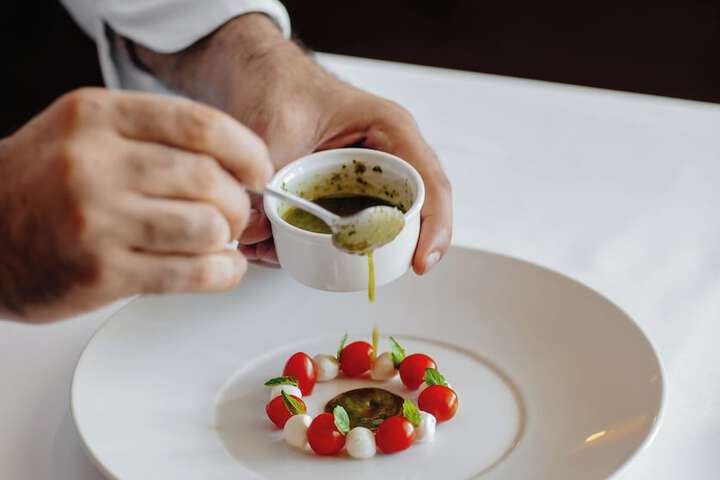 Dining 86 of 140