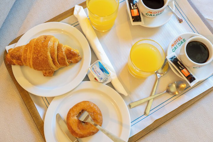 Breakfast/Coffee Service 77 of 79