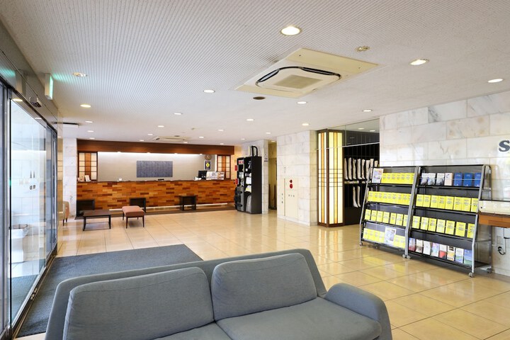 Hotel Interior 4 of 35