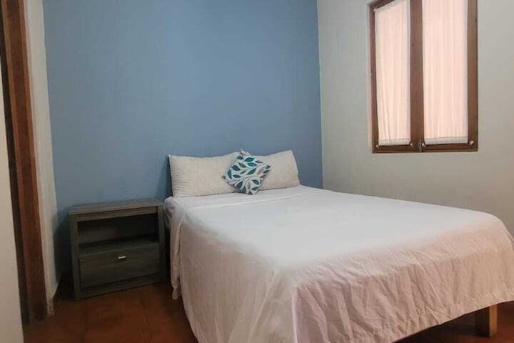 Room 28 of 242