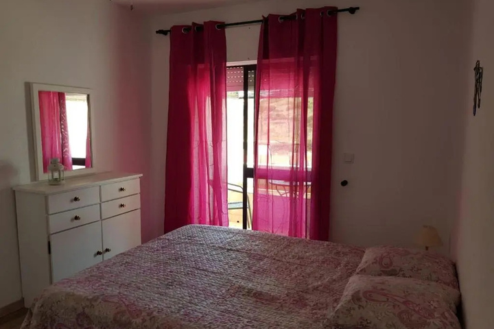 Room 2 of 15