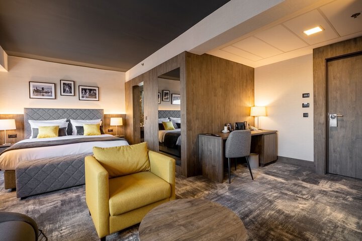 Room 18 of 58
