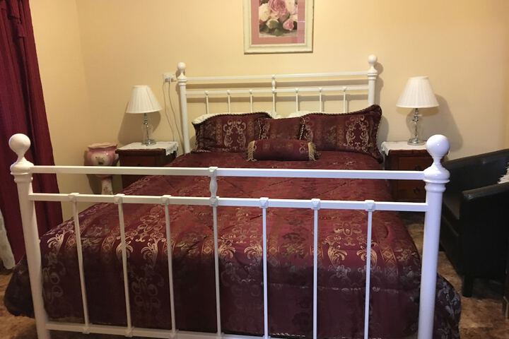 Room 3 of 16