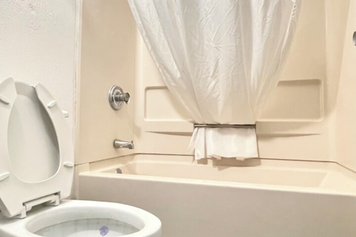 Room 12 of 41
