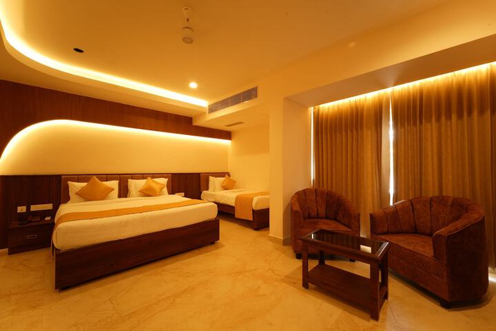 Room 8 of 22