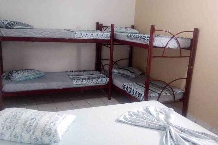 Room 12 of 16
