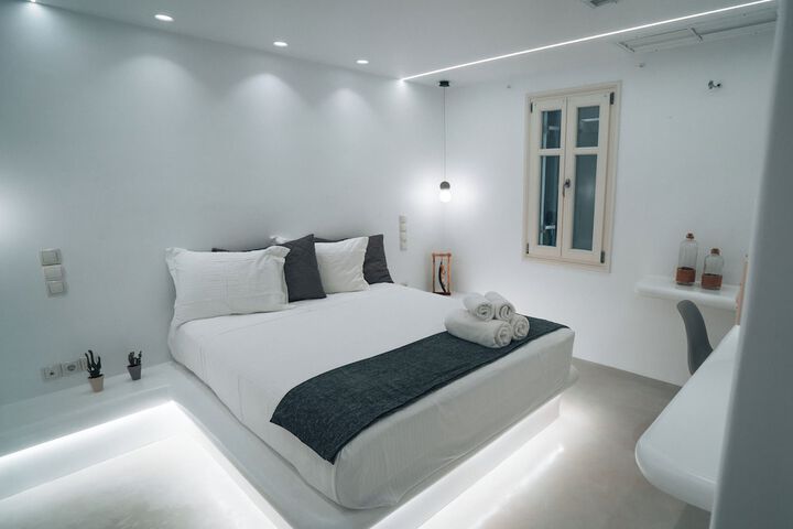 Room 90 of 184