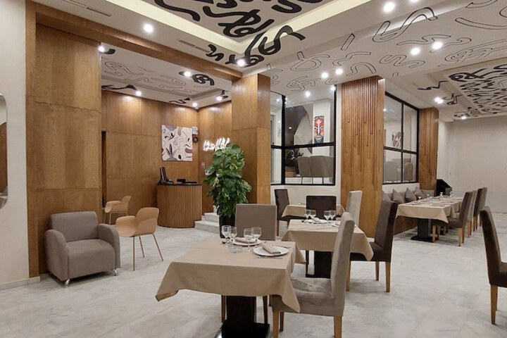 Dining 69 of 84
