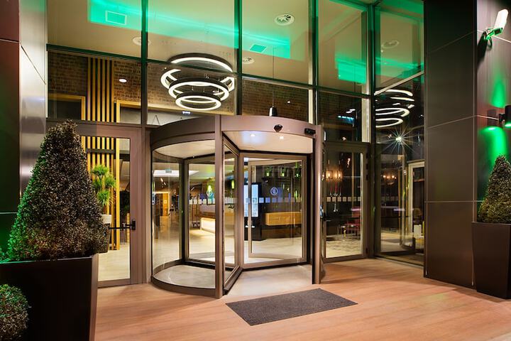 Hotel 103 of 109