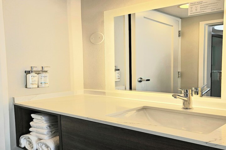 Bathroom Interior Photo