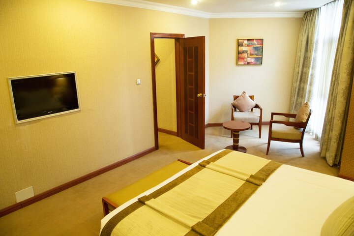 Room 25 of 75