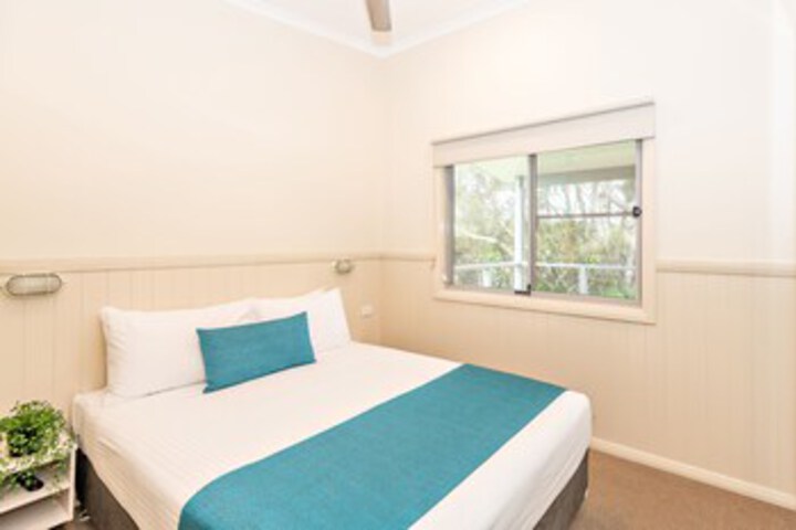 Room 53 of 64
