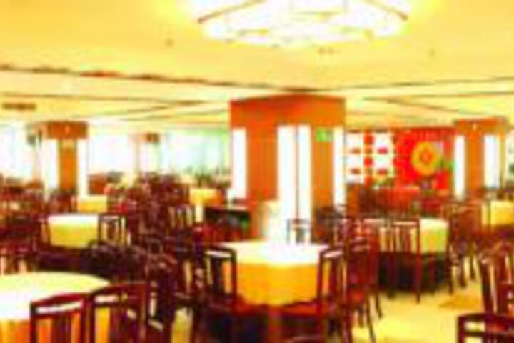 Dining 2 of 23