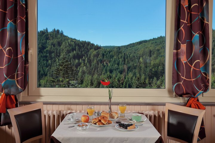 Breakfast/Coffee Service 14 of 19