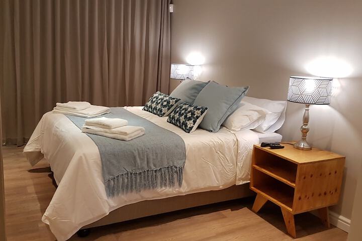 Room 6 of 50