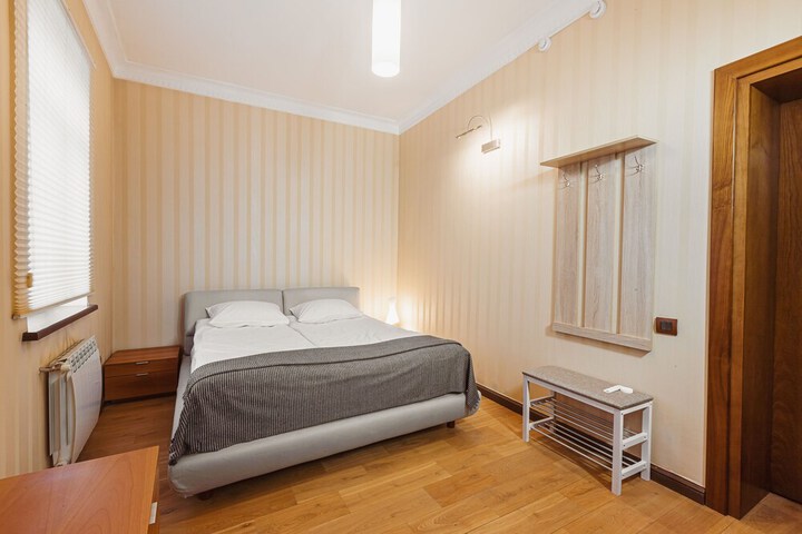 Room 7 of 22