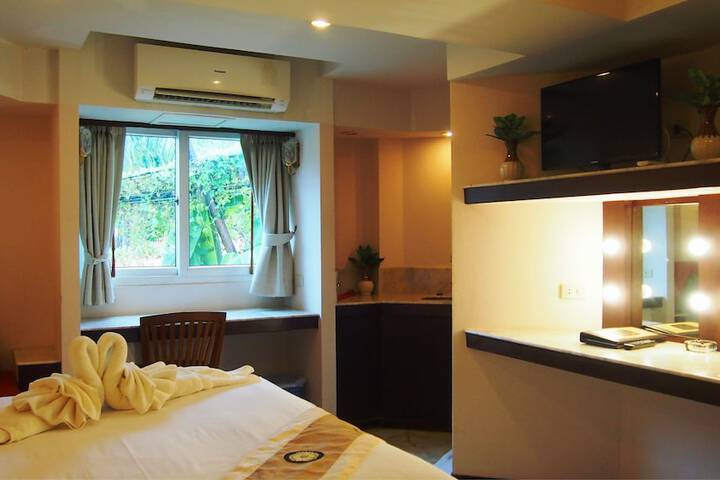 Room 16 of 31