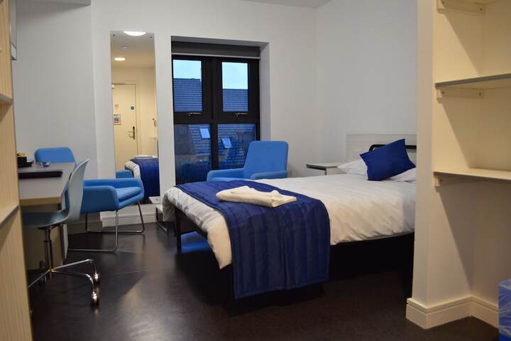 Room 11 of 23