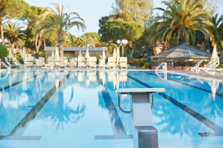 Golfo del Sole Hotel & Holiday Resort