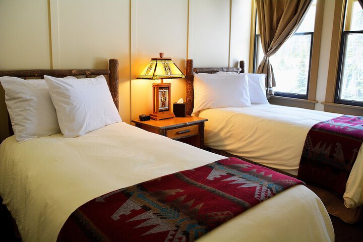 Room 12 of 40