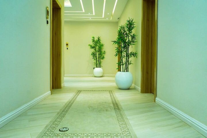 Ballroom/Hall 30 of 36