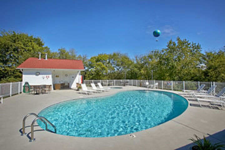 Pool 33 of 42