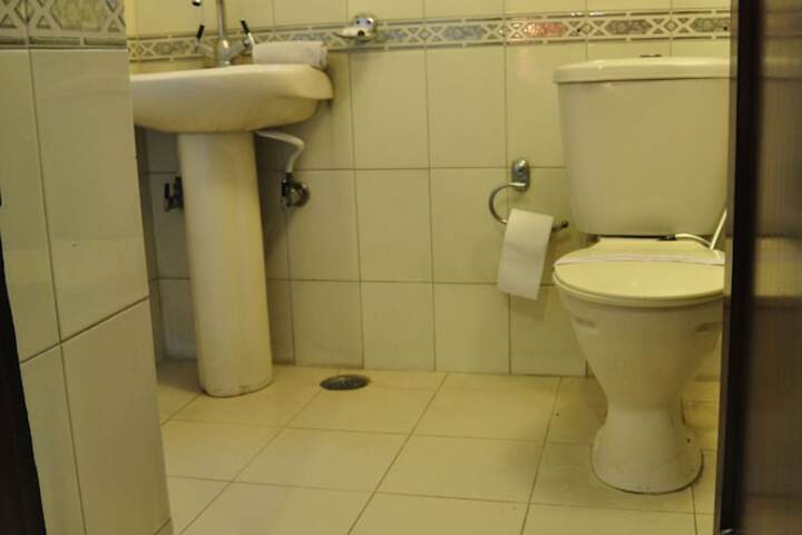 Room 11 of 26