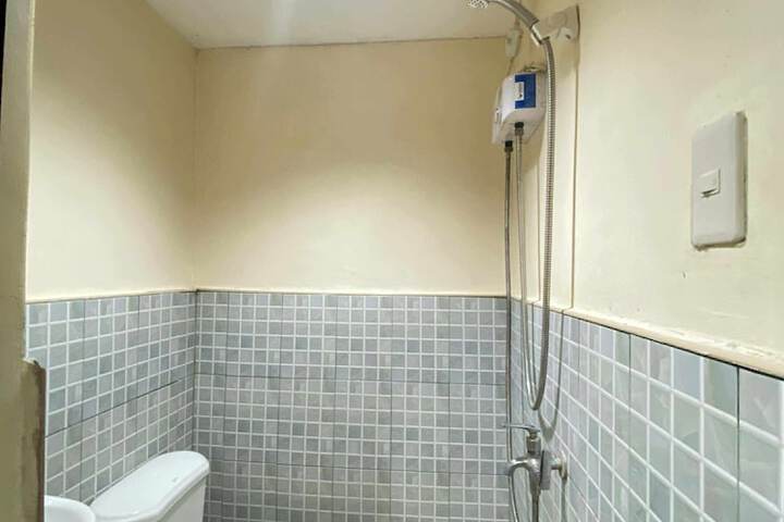 Room 14 of 16