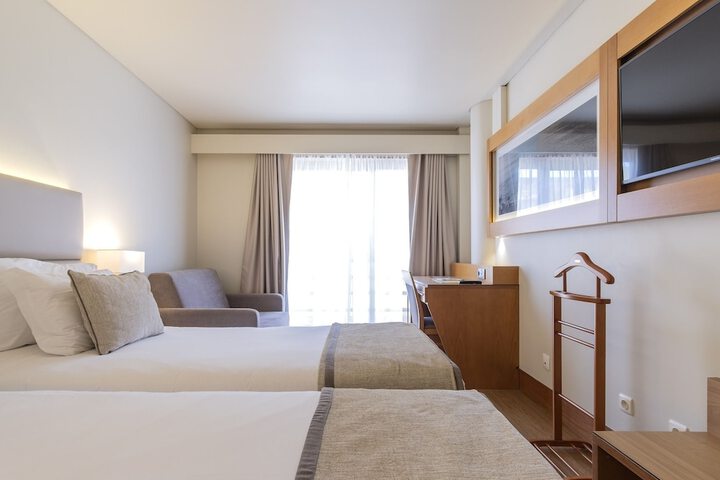 Room 38 of 169