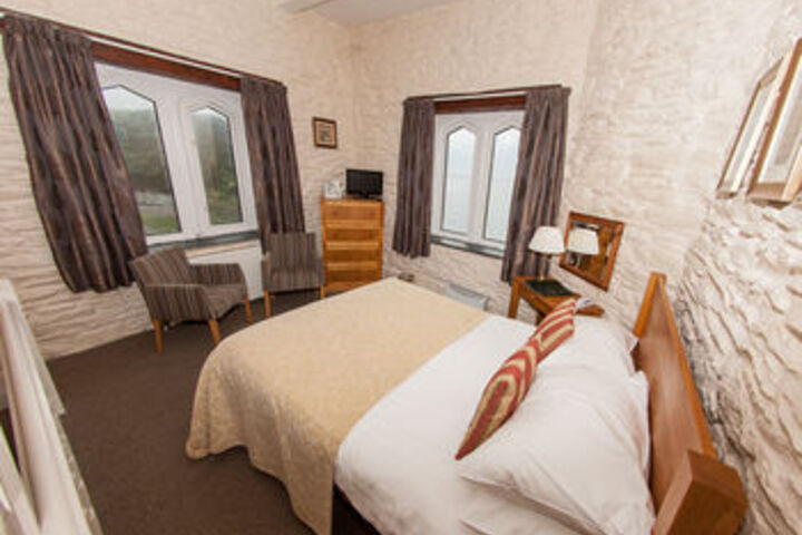 Room 40 of 87