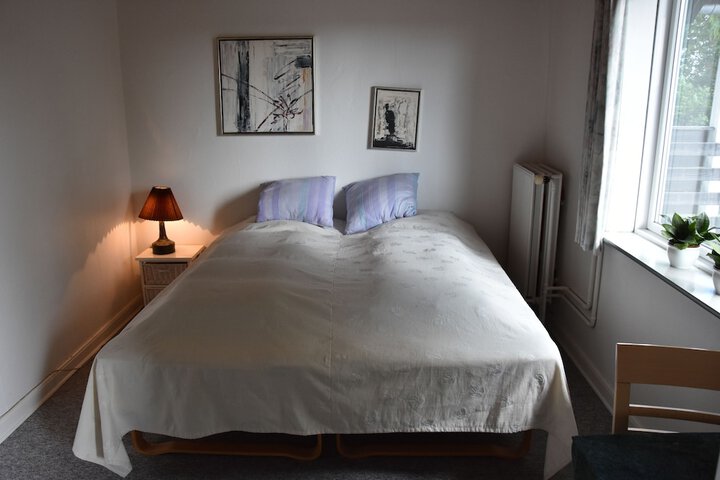 Room 9 of 47
