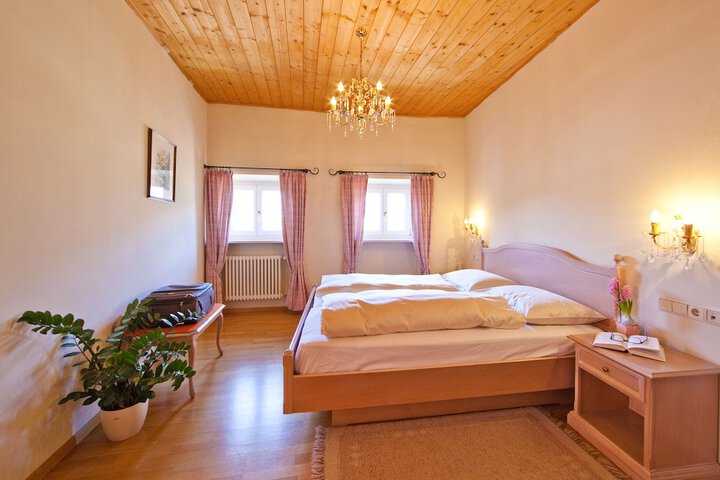 Room 7 of 41