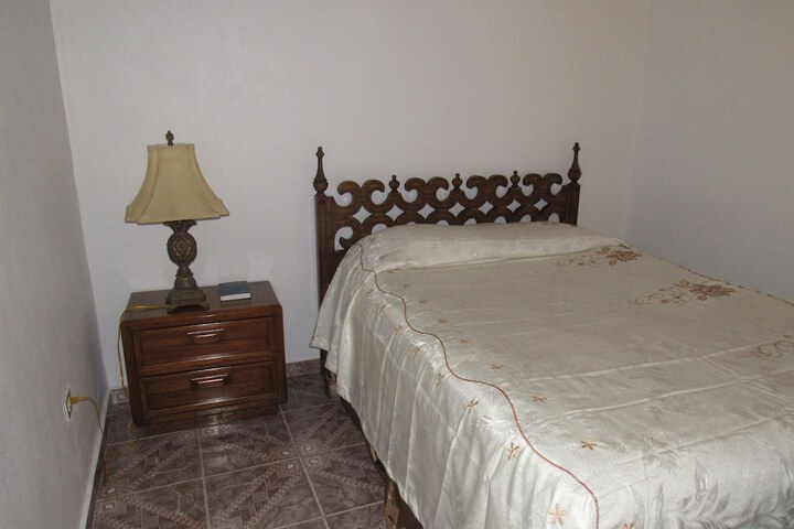 Room 8 of 31