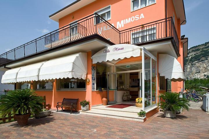 Hotel 43 of 44