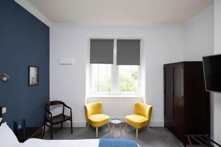 Room 41 of 68