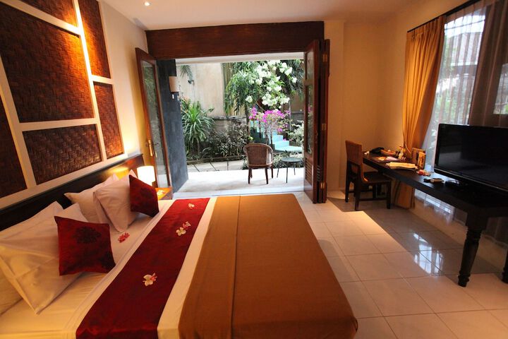 Room 10 of 51