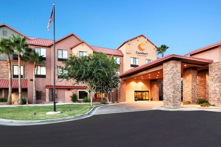 hotels in goodyear az estrella parkway