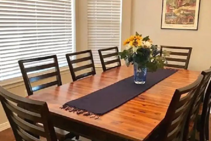 Dining 19 of 19