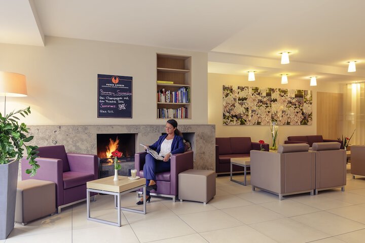Lobby Entry