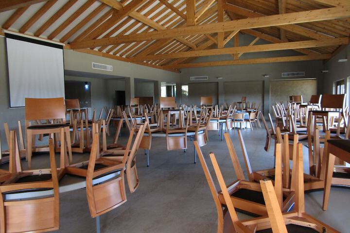 Ballroom/Hall 51 of 88