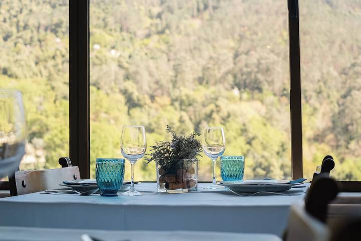 Dining 67 of 93